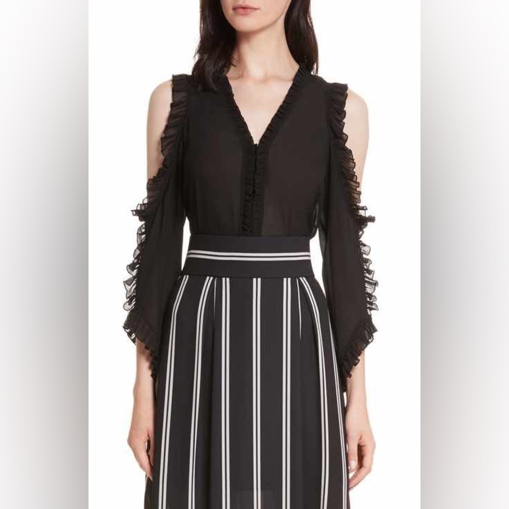 NWT Alice + Olivia Claudette Ruffle-trimmed Cold-shoulder Stretch-silk Blouse Sz